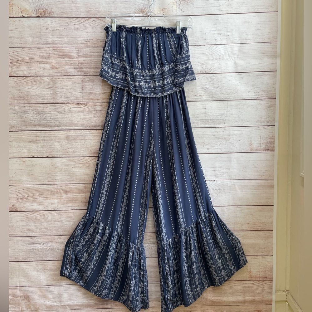 NEW WITHOUT TAGS JAPNA BANDANNA‎ PRINT JUMPSUIT - Picture 2 of 7